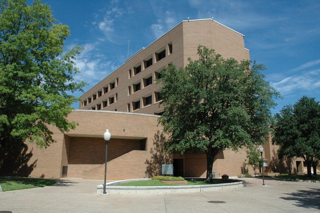 学校简介德克萨斯大学阿灵顿分校(university of texas atarlington